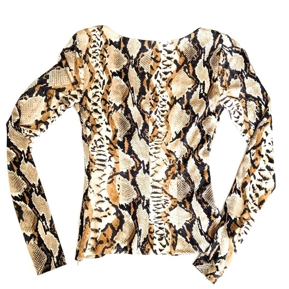 Blumarine Stunning Snakeskin Silk Embellished Top S - Picture 8 of 9